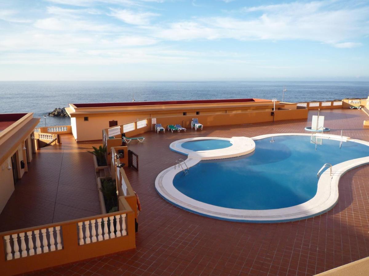 Vv 122 Con Balcon En Primera Linea De Mar * La Restinga