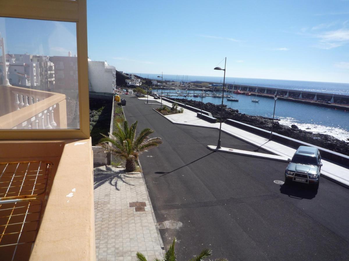 Vv 122 Con Balcon En Primera Linea De Mar
