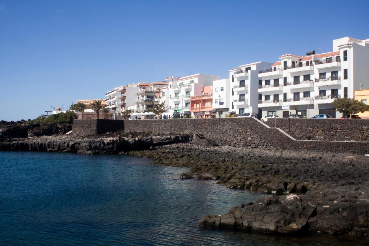 Vv 122 Con Balcon En Primera Linea De Mar Apartment *